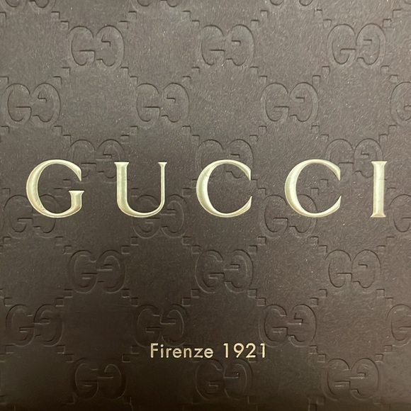NEW Authentic Gucci gift bag approximately 6.75x9 inches. - Picture 2 of 6